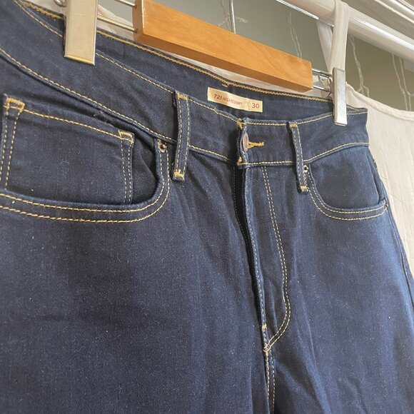 NWOT Levi’s High Rise Skinny Jeans - Picture 3 of 8